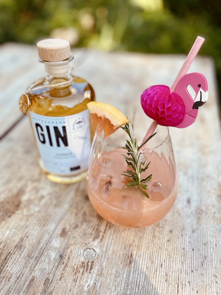Summer Gin Pink Flamingo Gin